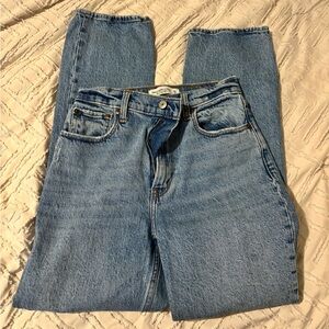 Ultra High-Rise 90s straight jeans